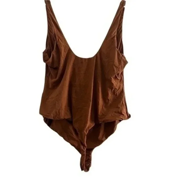 SKIMS FITS EVERYBODY SQUARE NECK BODYSUIT B408 - Picture 4 of 5